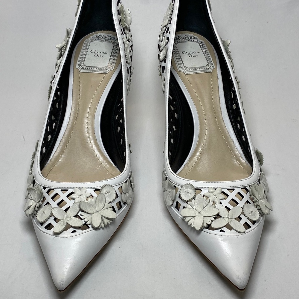 Christian Dior 'flore Laser Cut' Pumps - Picture 3 of 13